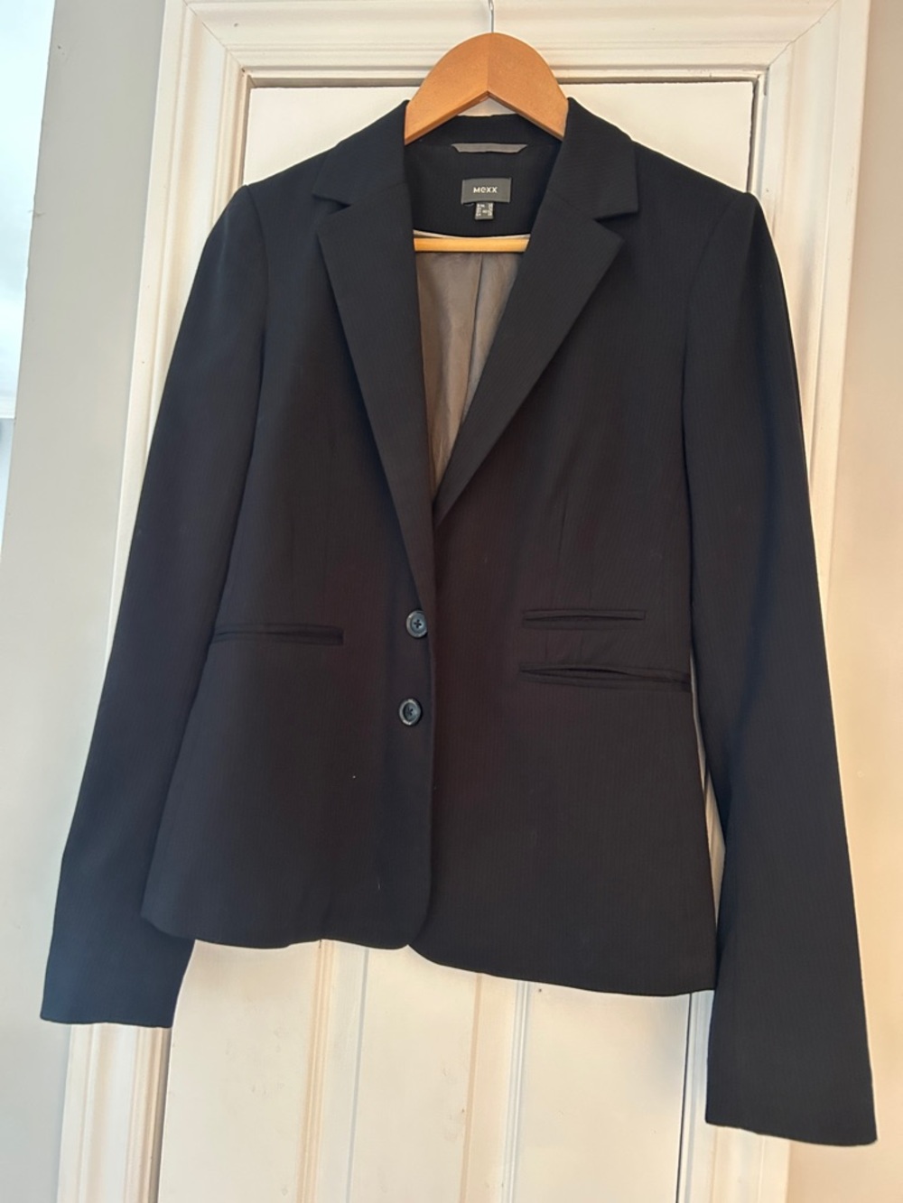 Mexx Black Women's Tailored Blazer with Notched Lapel